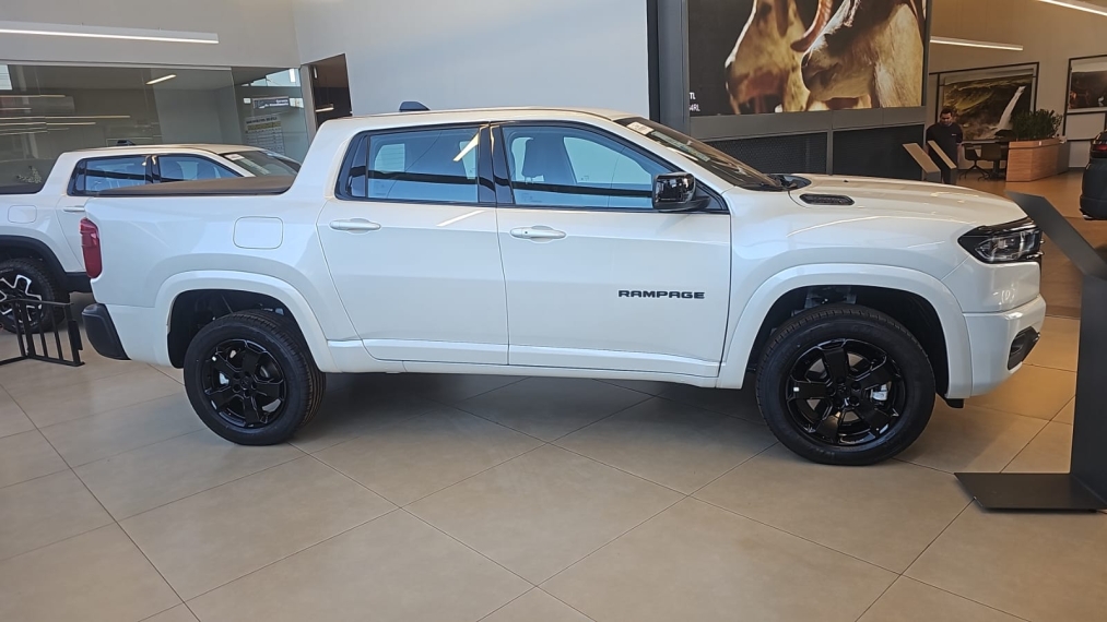 rampage laramie 2.0 gas - nigth edition