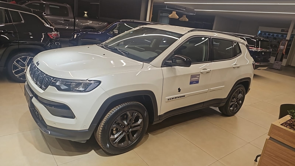 jeep compass longitude t270 + nigth eagle.