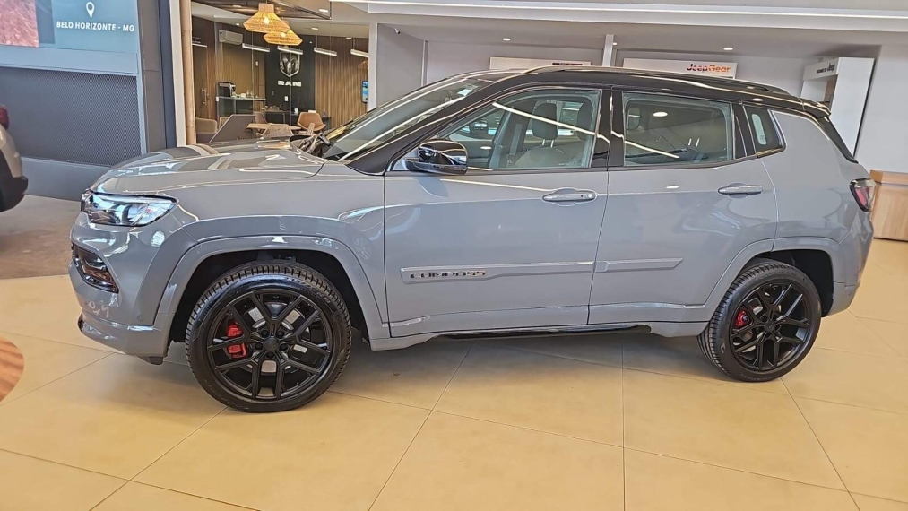 jeep compass blackhawk 2.0 gas 272cv