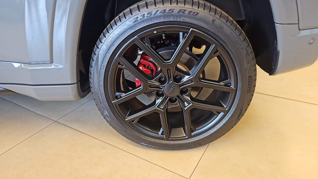 jeep compass blackhawk 2.0 gas 272cv
