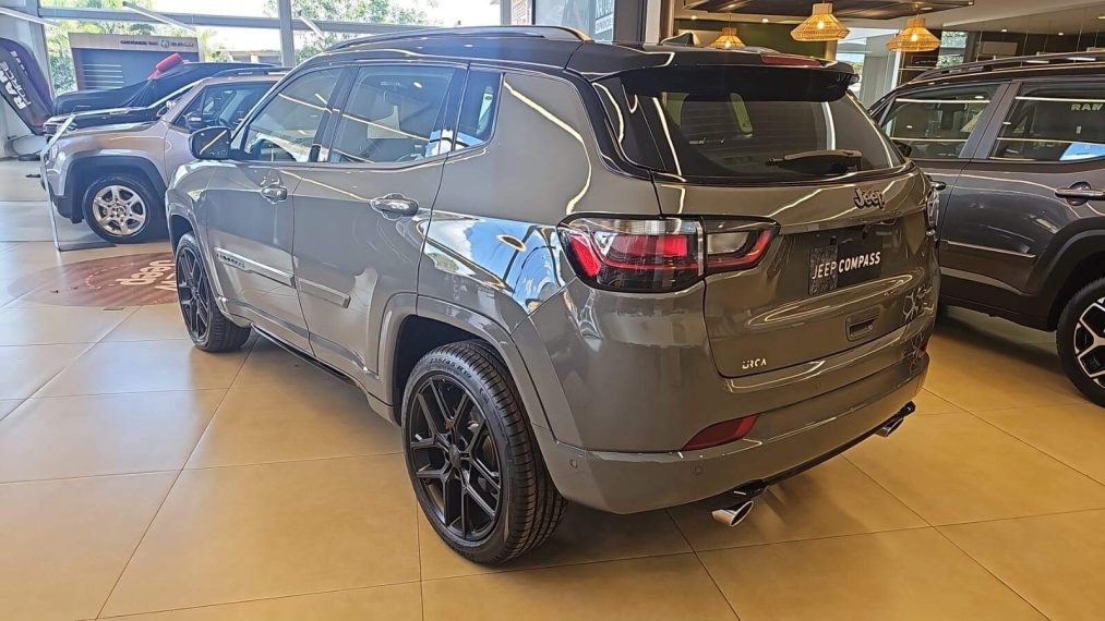 jeep compass blackhawk 2.0 gas 272cv