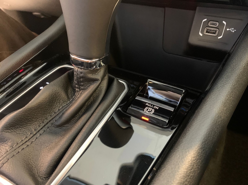jeep compass longitude