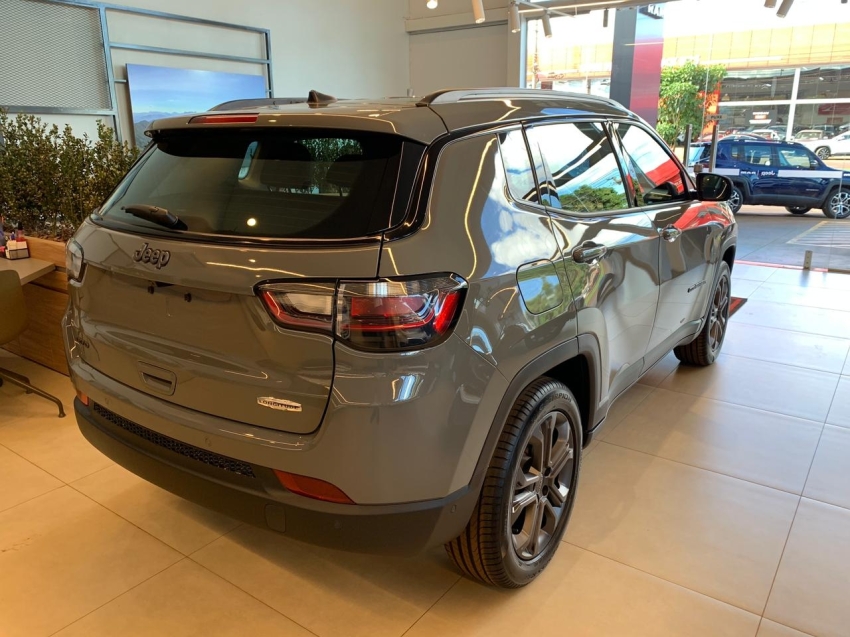 jeep compass longitude nigth eagle