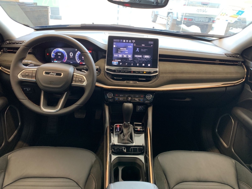 jeep commander limited t270