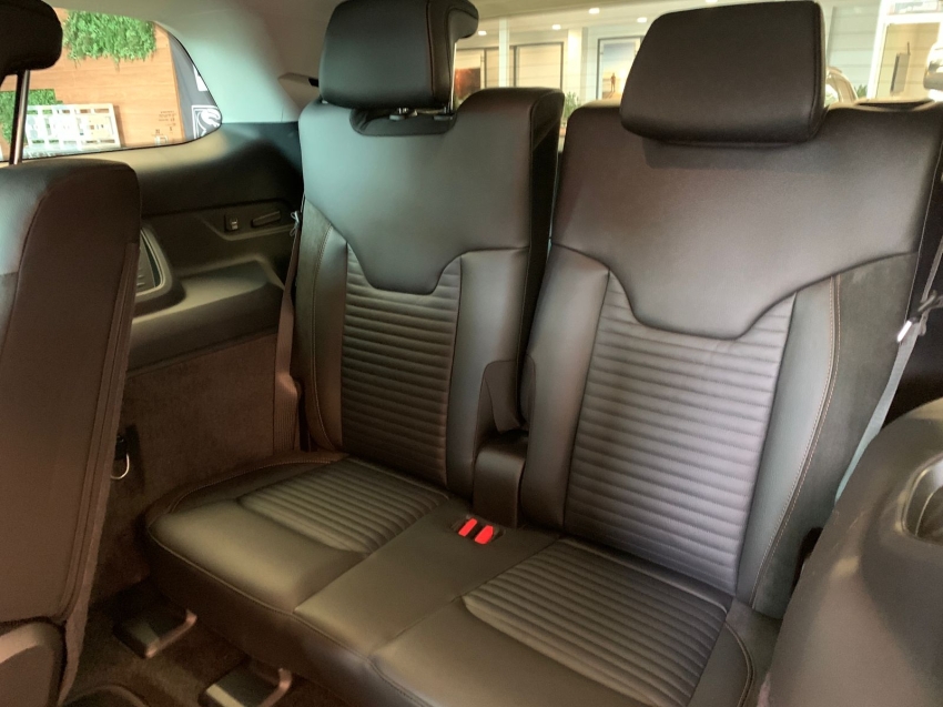 jeep commander limited t270
