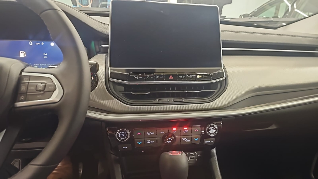jeep compass longitude t270