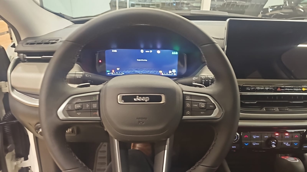 jeep compass longitude t270