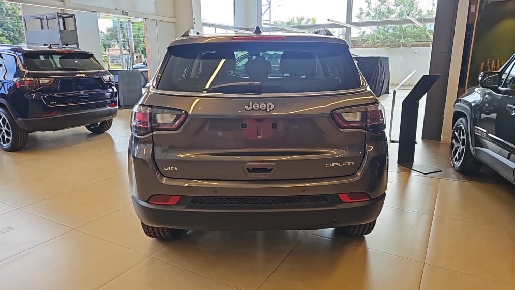 jeep/compass sport 1.35