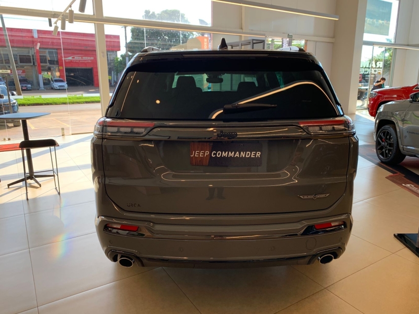 commander blackhawk hurricane 4x44