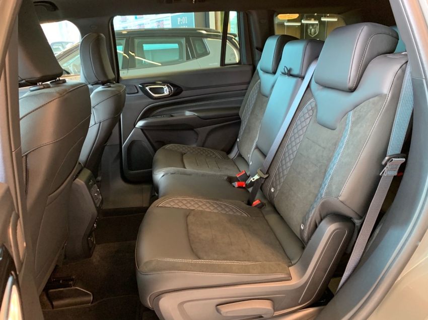 commander blackhawk hurricane 4x420