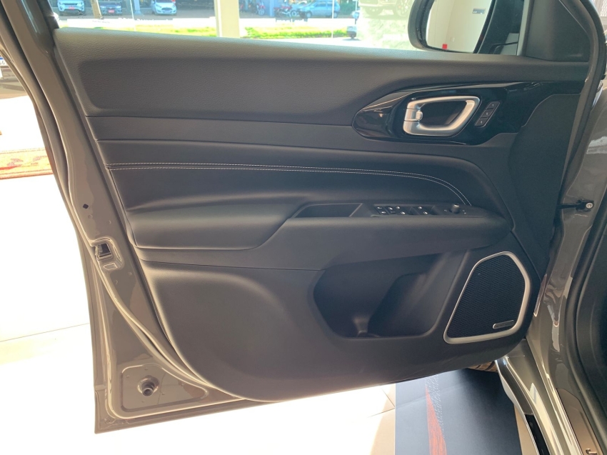 commander blackhawk hurricane 4x411