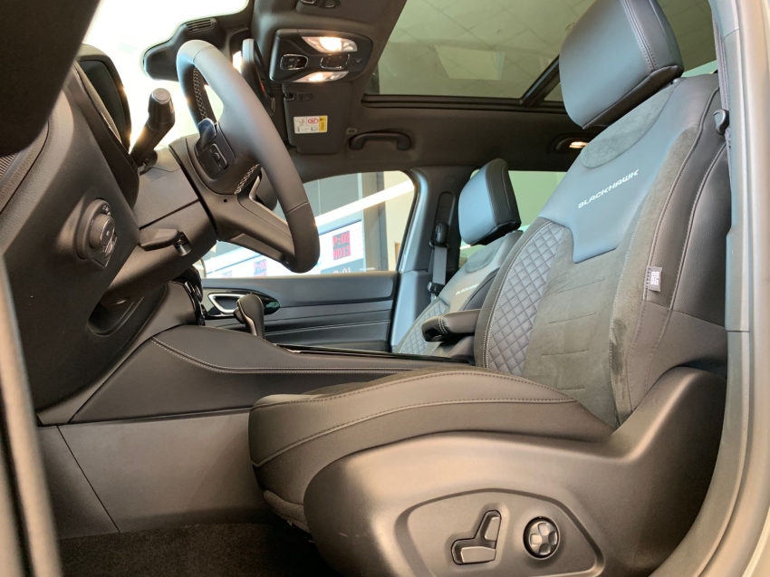 commander blackhawk hurricane 4x410