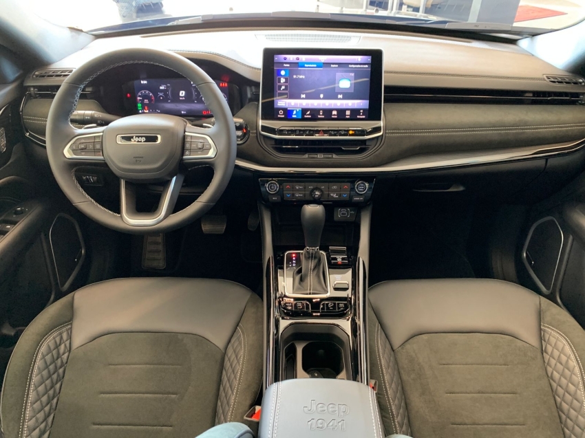 commander blackhawk hurricane 4x49