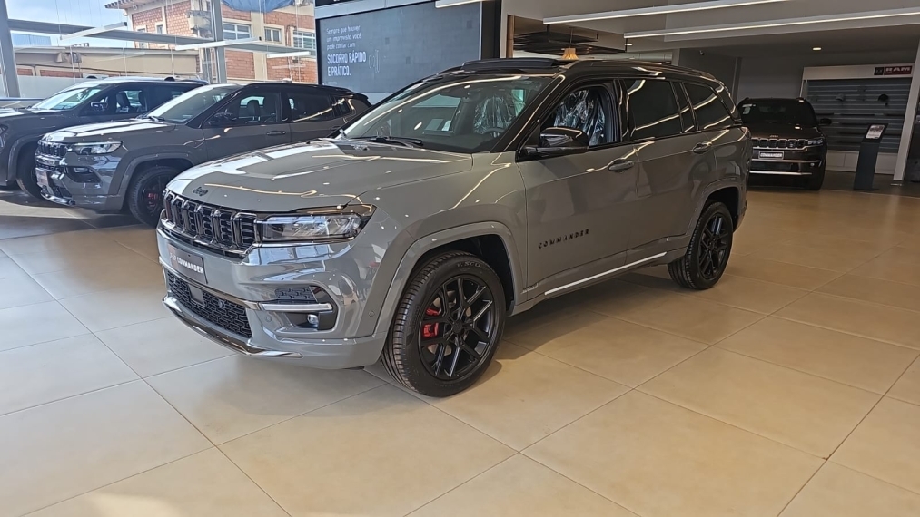 commander blackhawk hurricane 4x4