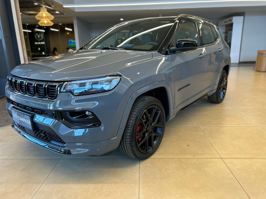 jeep/compass blackhawk 4x4