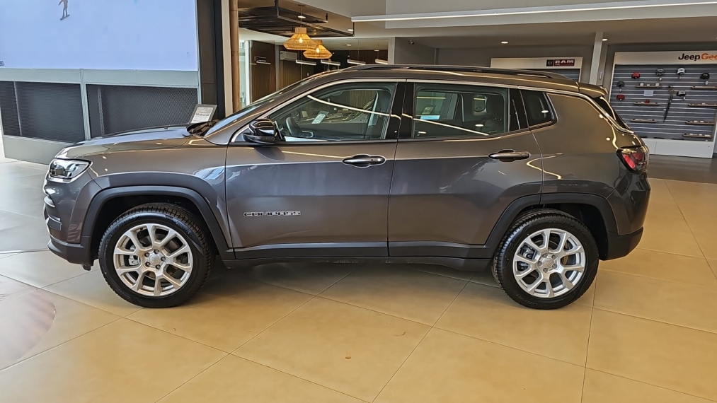 jeep/compass sport t2702