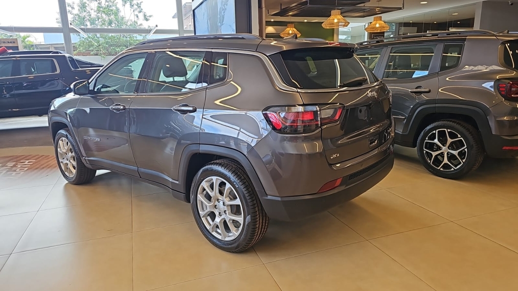 jeep/compass sport t2704