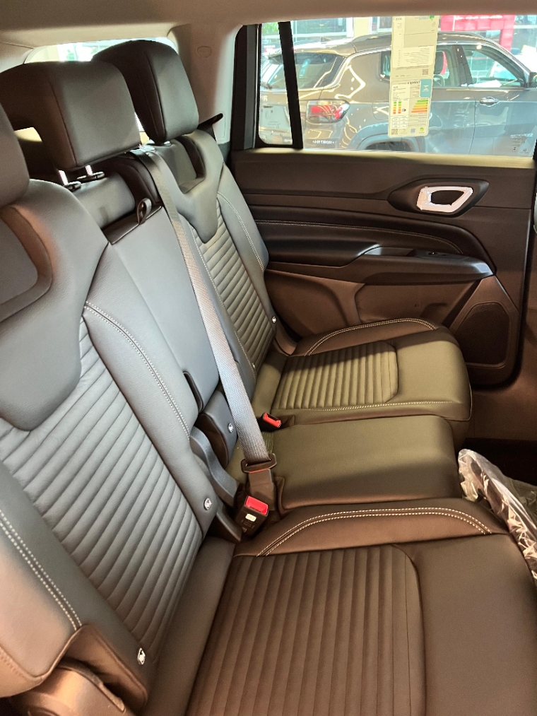 jeep commander 1.3 t270 turbo flex longitude at6 4p automatico 202613