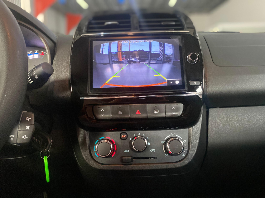 renault kwid 1.0 12v sce flex outsider manual