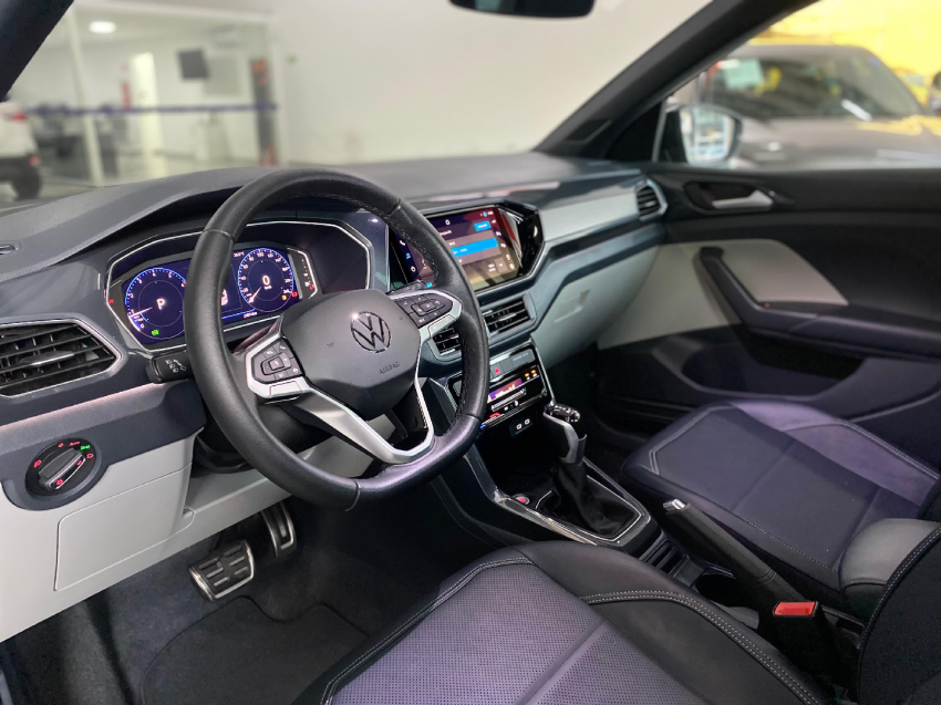 volkswagen t-cross 1.4 250 tsi total flex highline automatico.