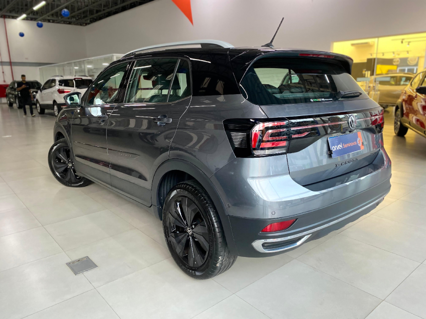volkswagen t-cross 1.4 250 tsi total flex highline automatico.