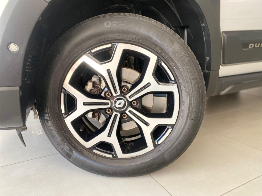 renault duster 1.3 tce flex iconic x-tronic.