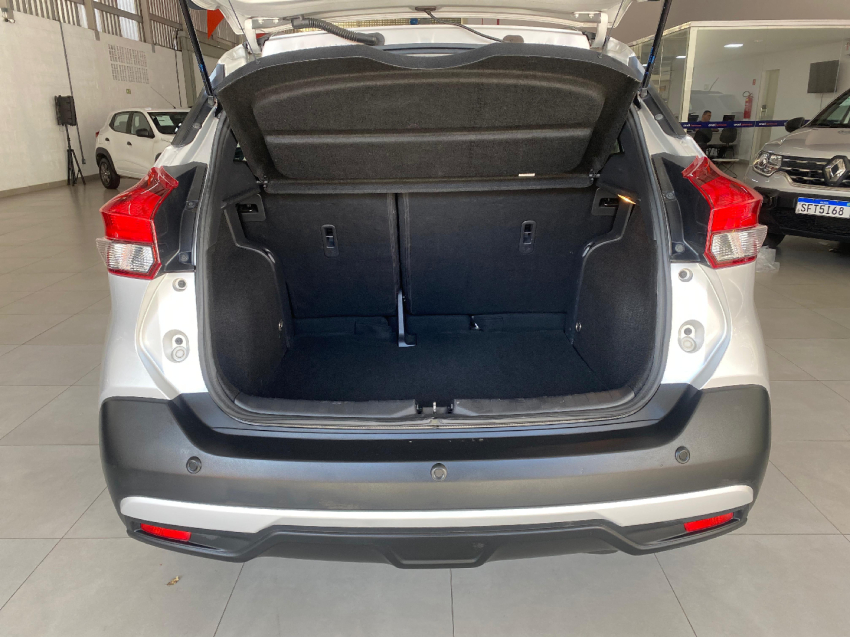 nissan kicks 1.6 16v flexstart sl 4p xtronic.
