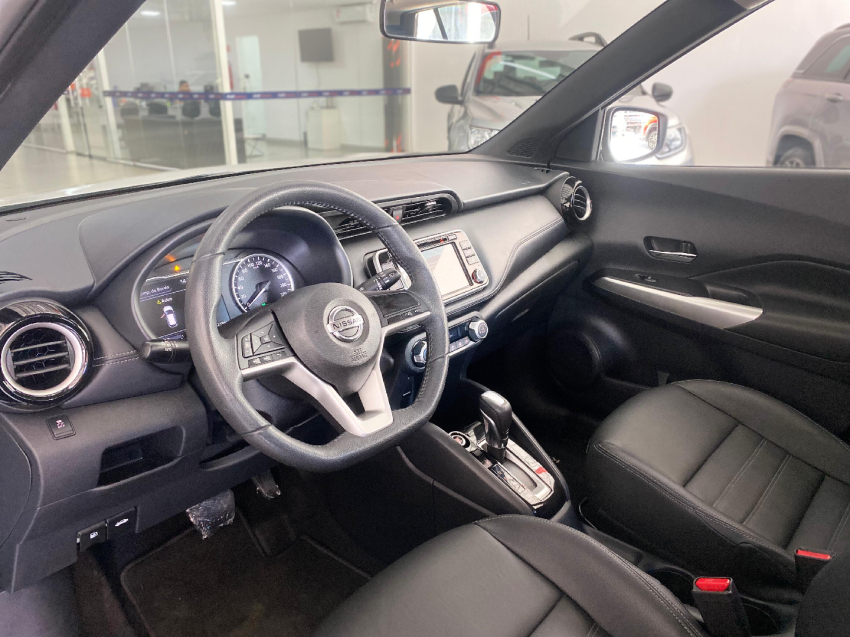 nissan kicks 1.6 16v flexstart sl 4p xtronic.