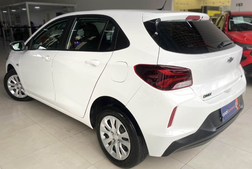 chevrolet onix 1.0 flex lt manual.