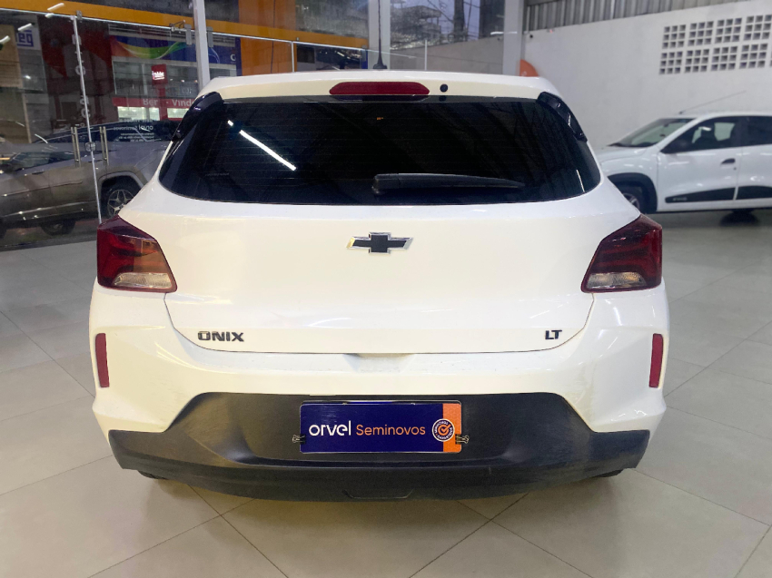 chevrolet onix 1.0 flex lt manual.