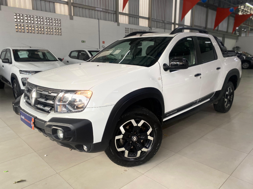 renault oroch 1.3 tce flex outsider x-tronic 4p automatico 2023