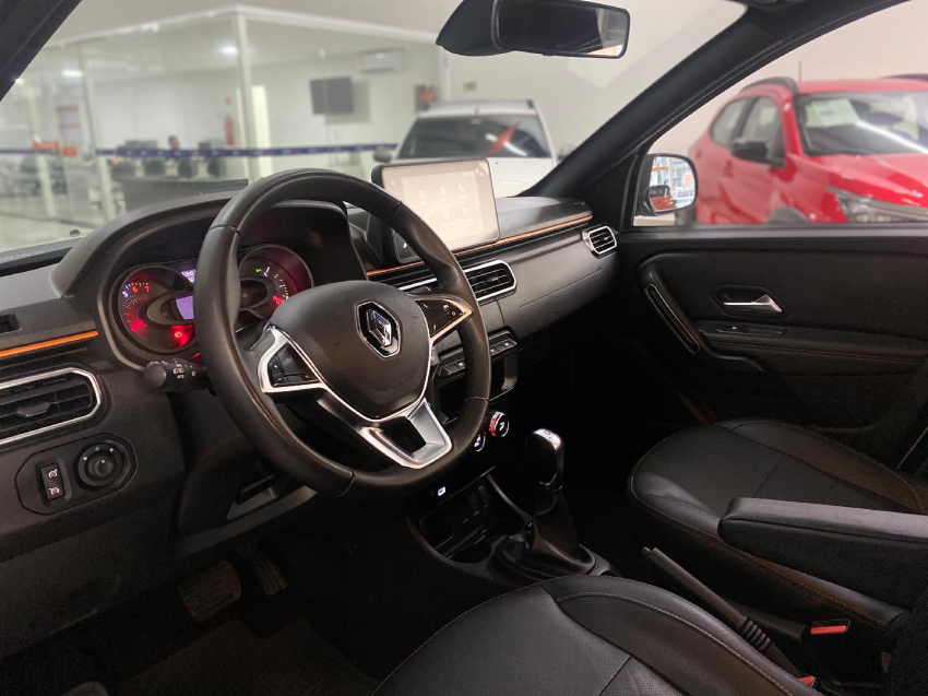 renault oroch 1.3 tce flex outsider x-tronic 4p automatico 2023