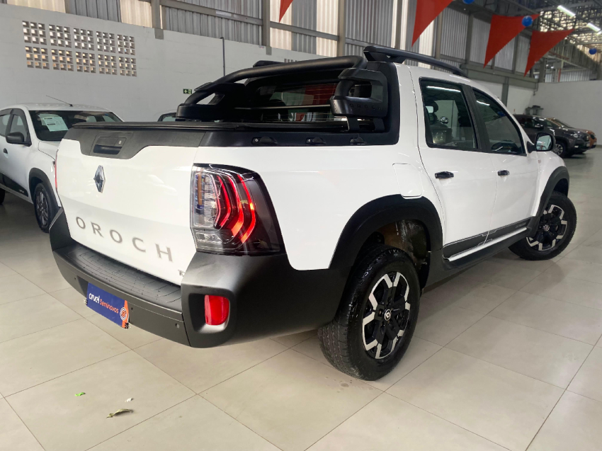 renault oroch 1.3 tce flex outsider x-tronic 4p automatico 2023