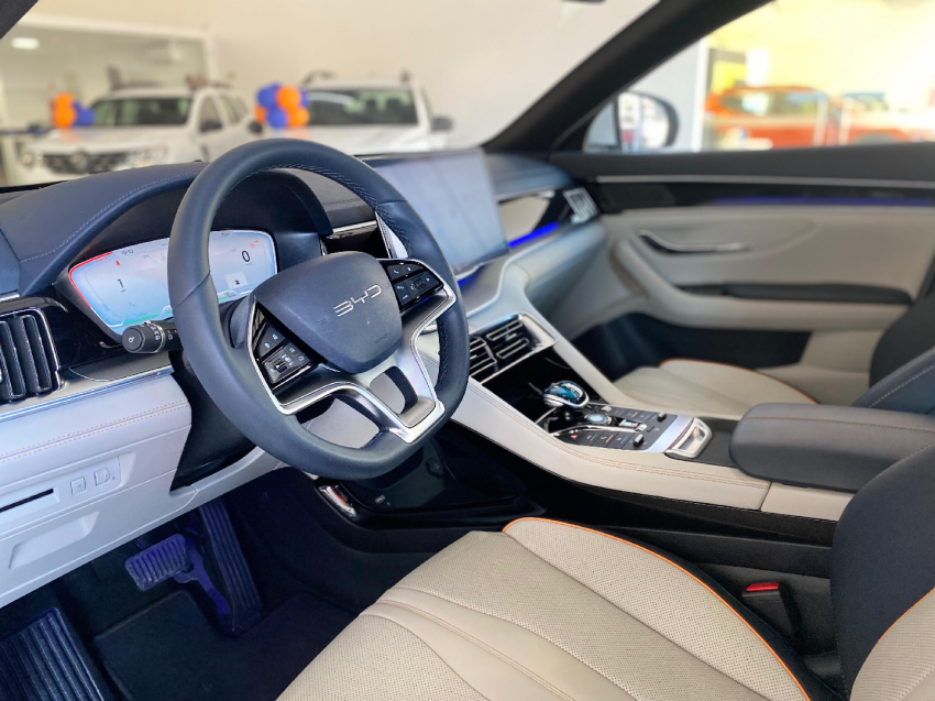 byd song plus 1.5 dm-i hibrido automatico 5p 2024