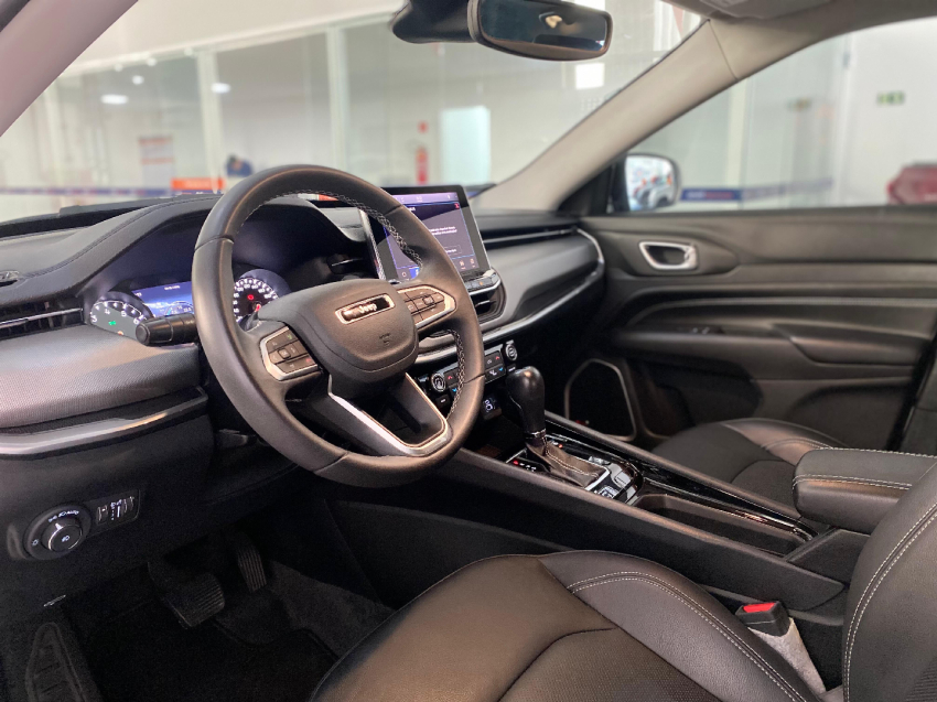 jeep compass 1.3 t270 turbo flex longitude at6 5p automatico 2023