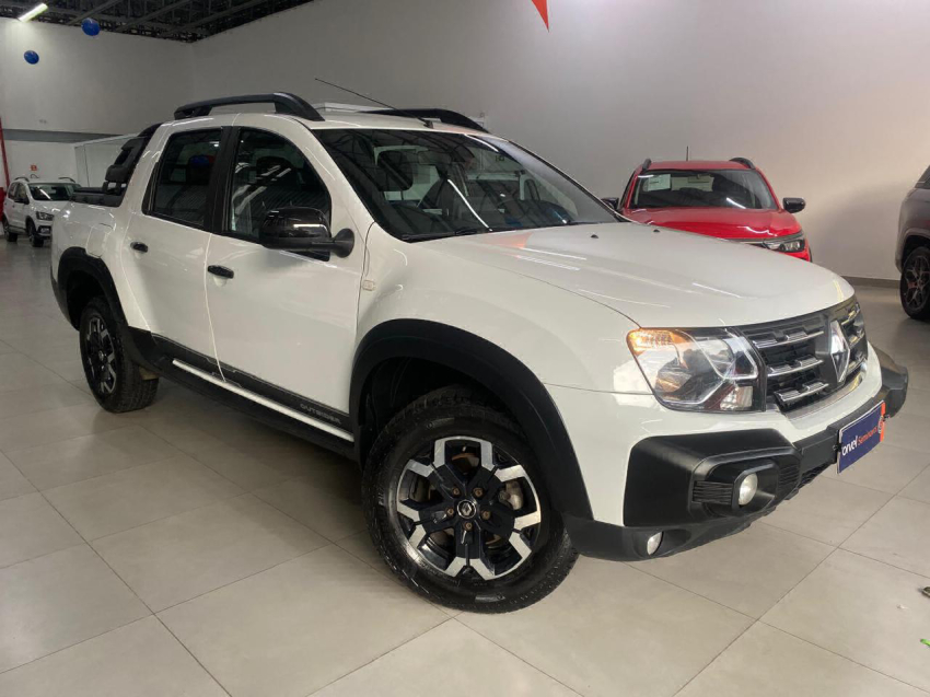 renault oroch 1.3 tce flex outsider x-tronic 4p automatico 2023