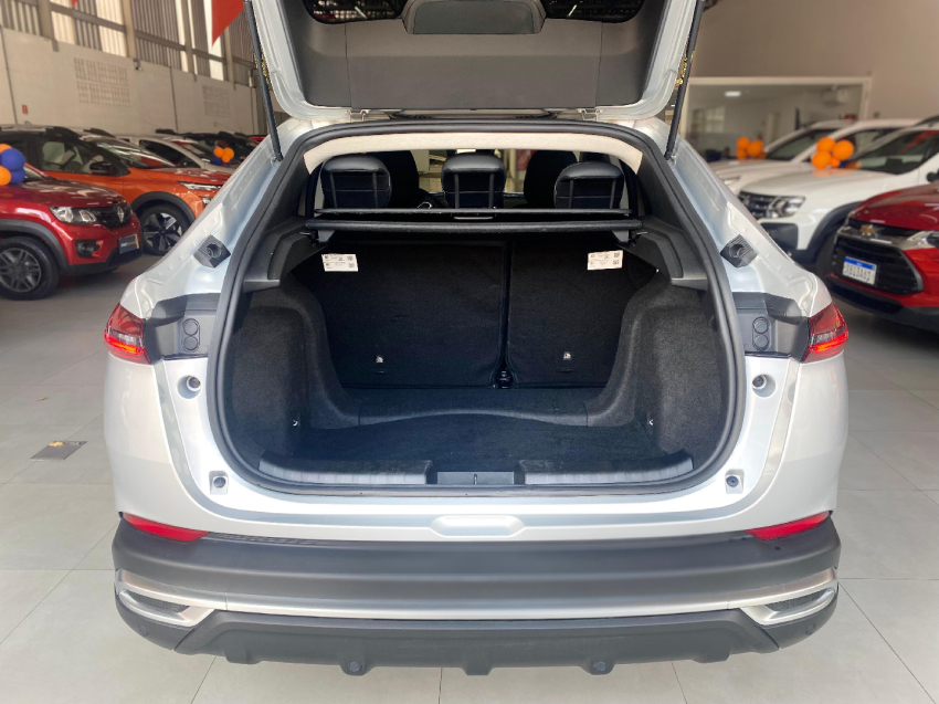 fiat fastback 1.0 turbo 200 hybrid audace cvt flex 5p automatico 2025