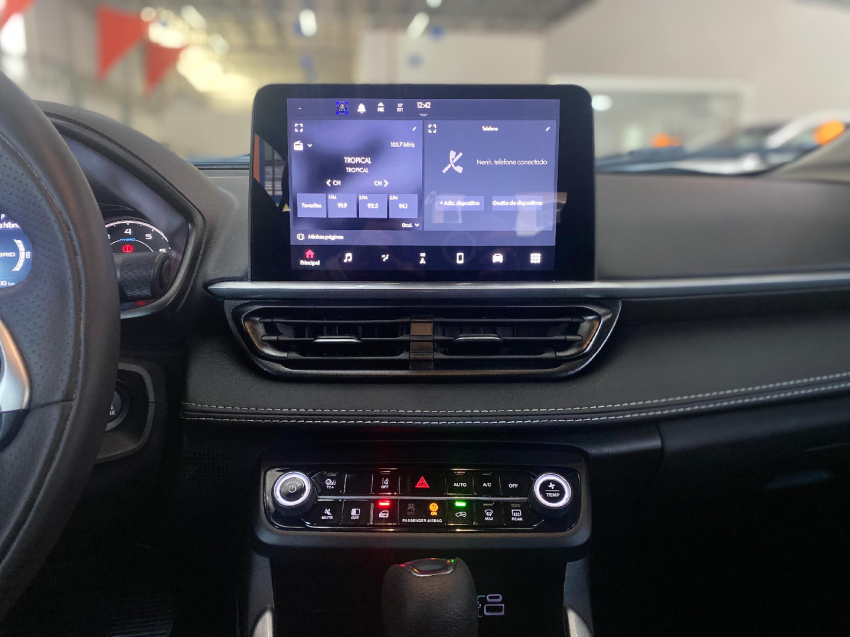 fiat fastback 1.0 turbo 200 hybrid audace cvt flex 5p automatico 2025