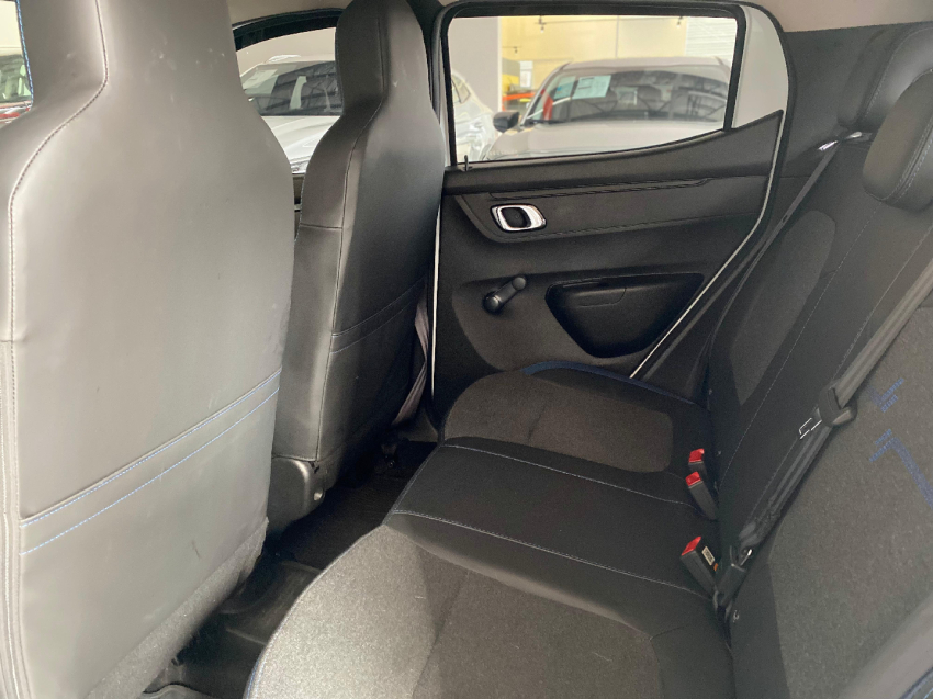 renault kwid 1.0 12v sce flex intense manual 5p 2025