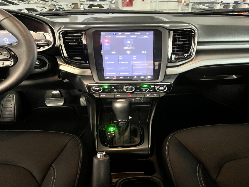 fiat toro 1.3 turbo 270 flex volcano at6 4p automatico 2025