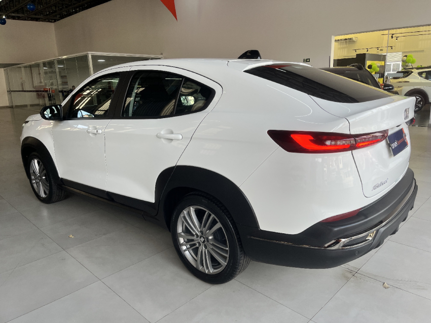 fiat fastback 1.0 turbo 200 flex cvt 5p automatico 2024