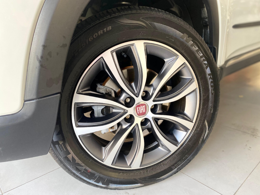 fiat toro 2.0 16v turbo diesel volcano 4wd at9 4p automatico 2021