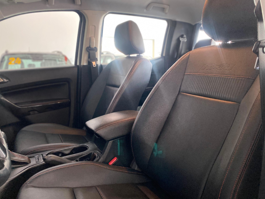 ford ranger 3.2 fx4 4x4 cd 20v diesel 4p automatico 3.0 2023