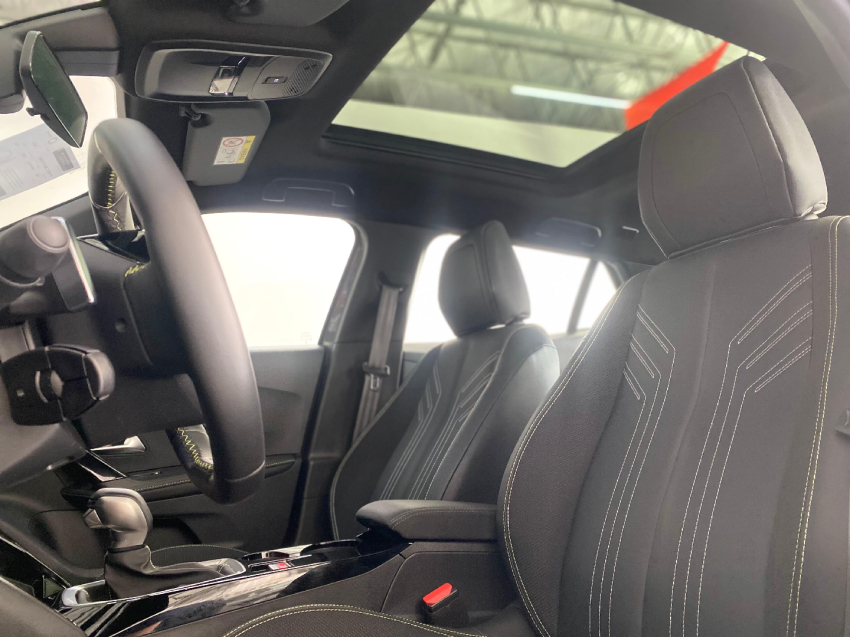 peugeot 2008 1.0 turbo 200 flex gt cvt 5p automatico 2025