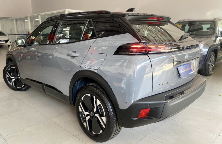 peugeot 2008 1.0 turbo 200 flex gt cvt 5p automatico 2025