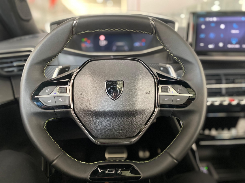 peugeot 2008 1.0 turbo 200 flex gt cvt 5p automatico 2025