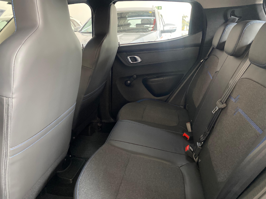 renault kwid 1.0 12v sce flex intense manual 5p 2025