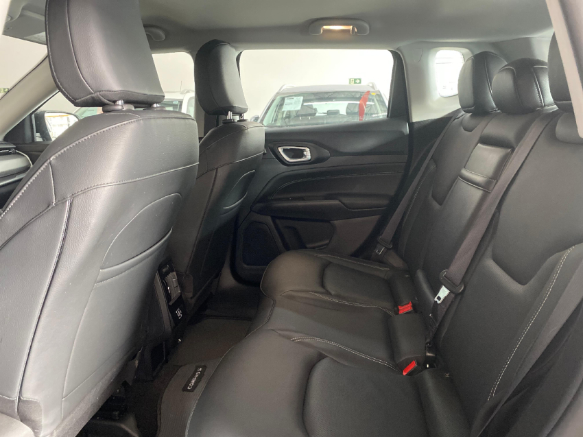 jeep compass 1.3 t270 turbo flex longitude at6 5p automatico 2024