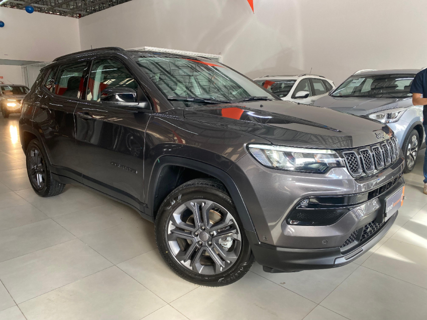 jeep compass 1.3 t270 turbo flex longitude at6 5p automatico 2024