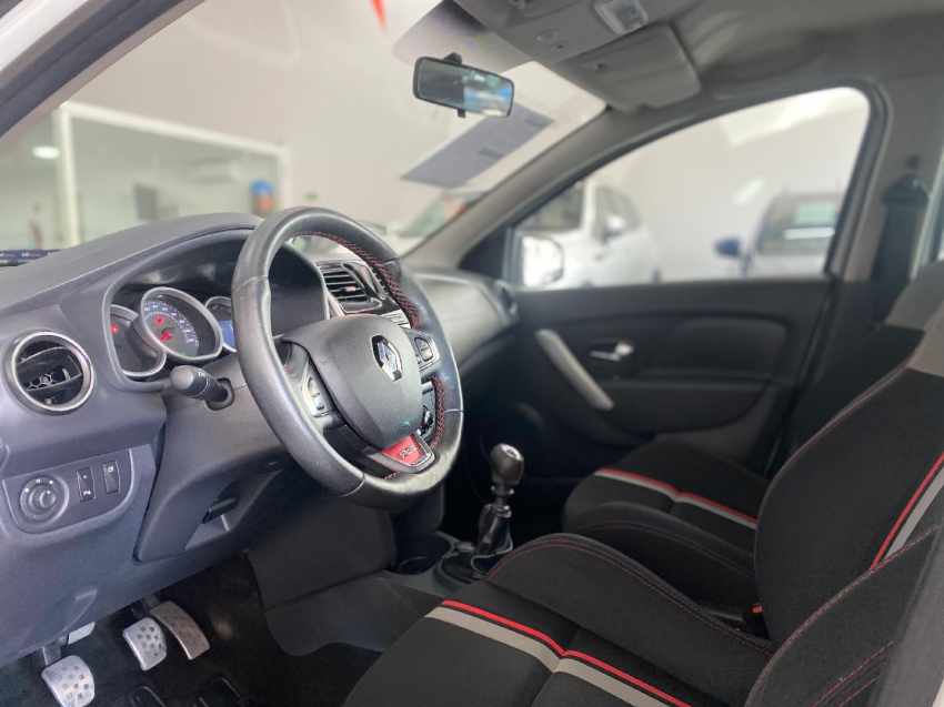 renault sandero 2.0 16v hi-flex rs manual flex 5p 2017